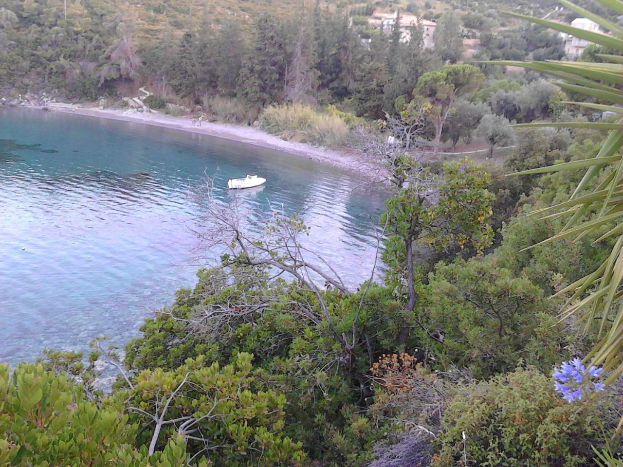 Odyssia Near The Seaside Apartment Agios Petros  Bagian luar foto